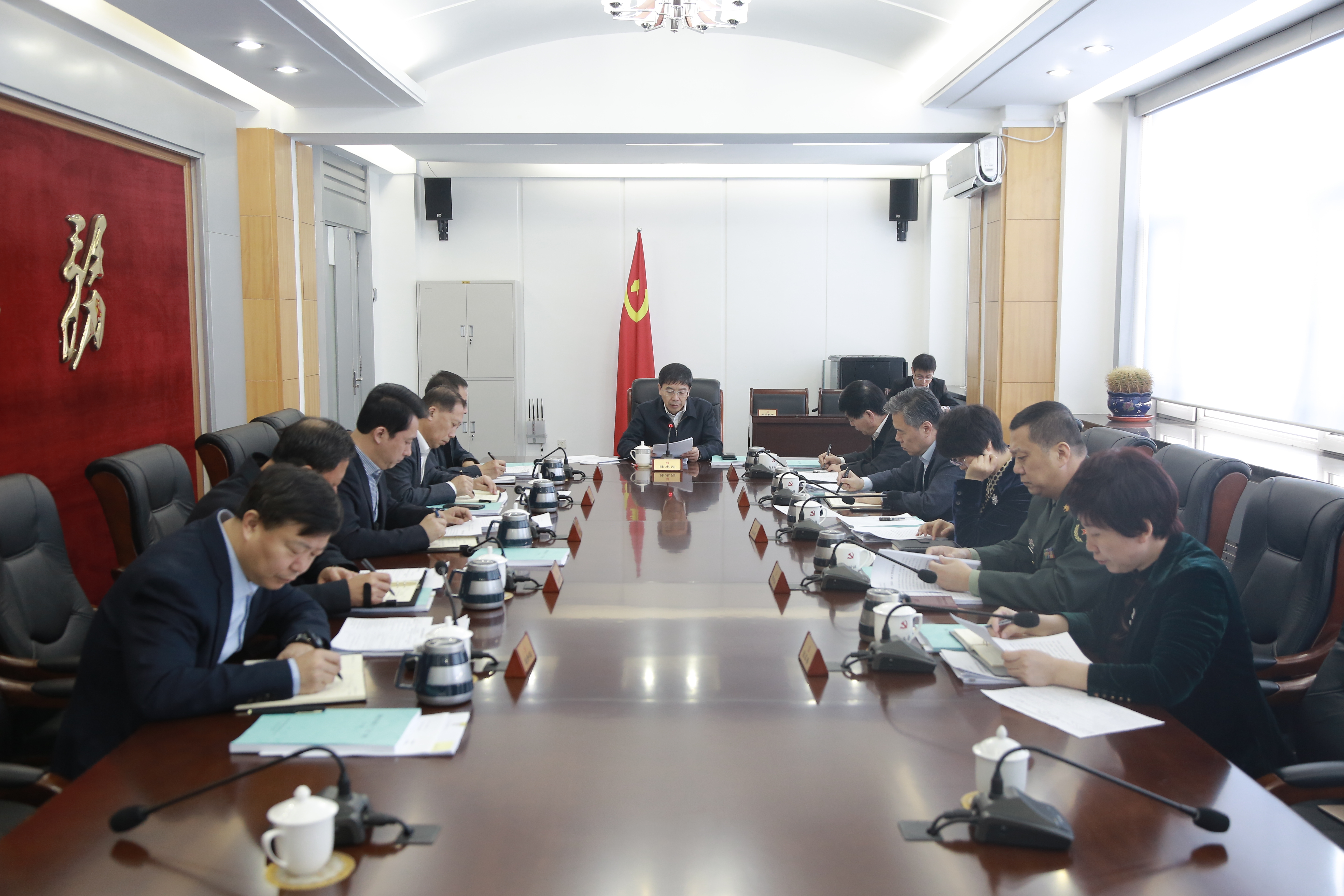 前郭县委召开2019年第6次常委会会议