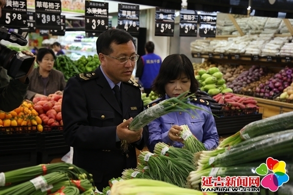 延吉两家超市被评为省级“放心肉菜示范超市”