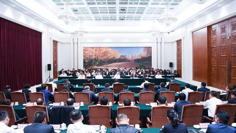 天津市党政代表团来吉考察对口合作 深入推进东北振兴战略与京津冀协同发展战略对接 共同开创新时代津吉合作的新局面 李鸿忠巴音朝鲁张国清景俊海出席相关活动