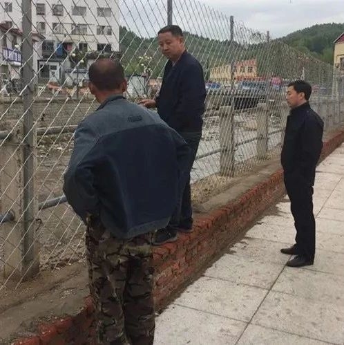 动态│白石山镇多举措落实防汛工作