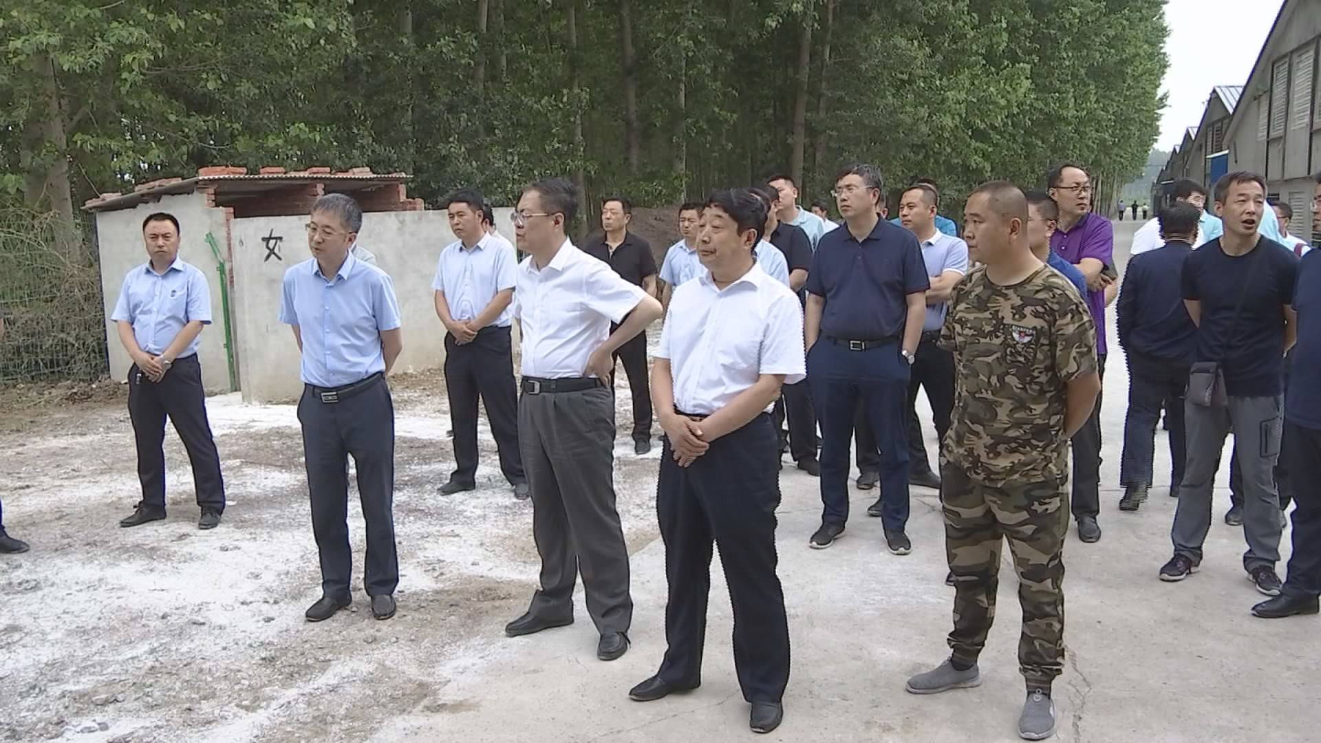 长春市政府领导到农安县考察畜禽养殖废弃资源化利用和非洲猪瘟防控工作