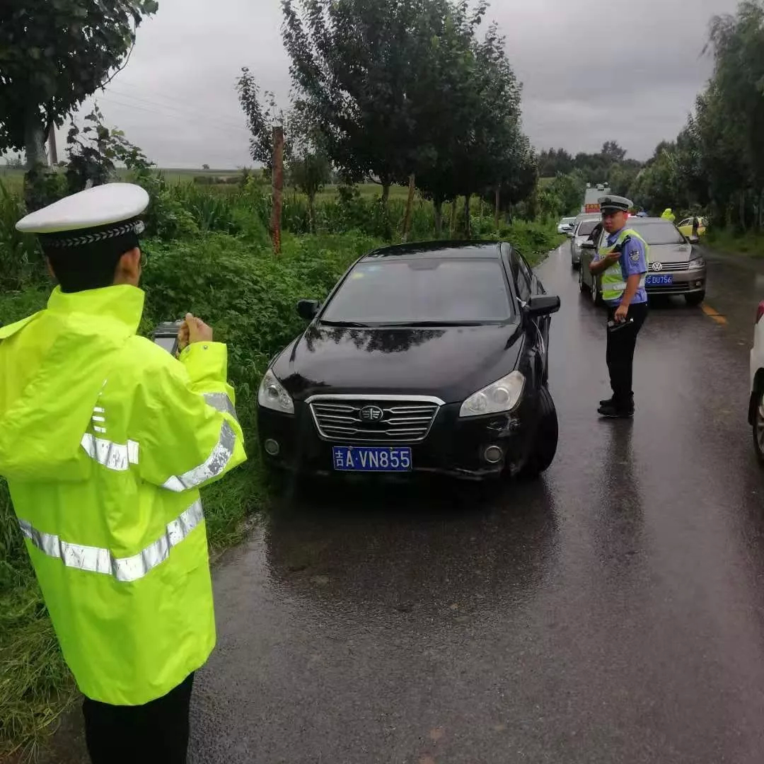 公主岭市境内东辽河沿岸一切道路、桥梁防汛期间禁止停车！请互相转告！