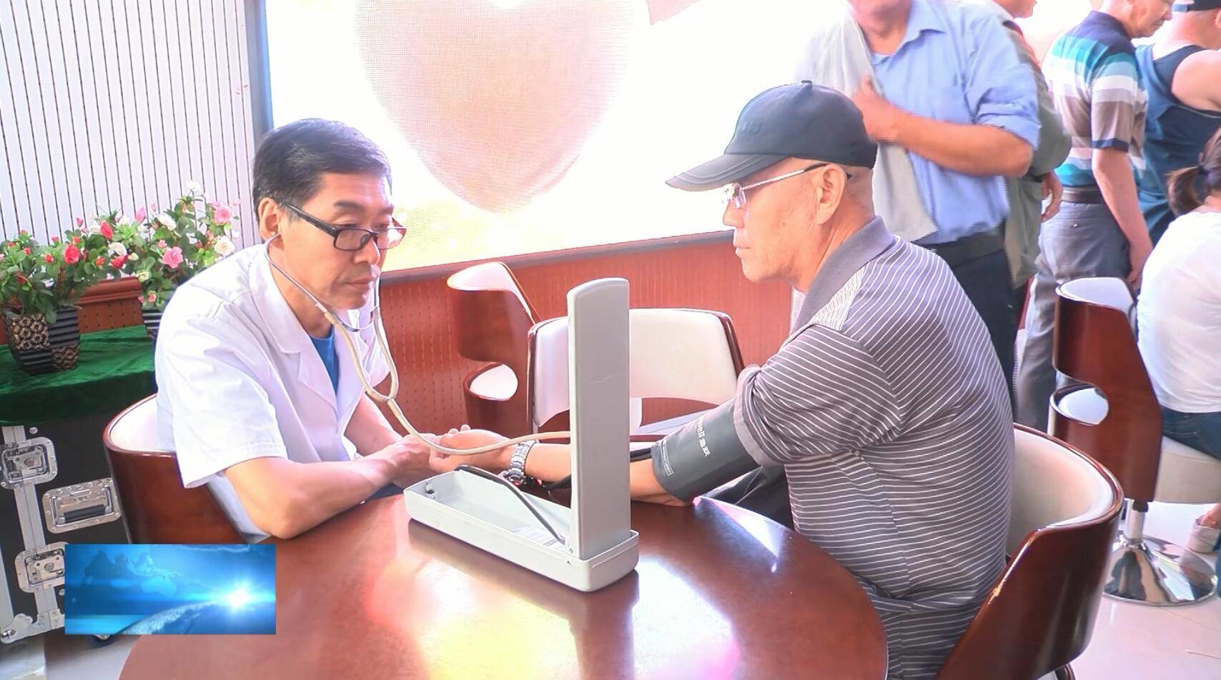 新兴社区开展“心系居民，情满中秋”系列活动