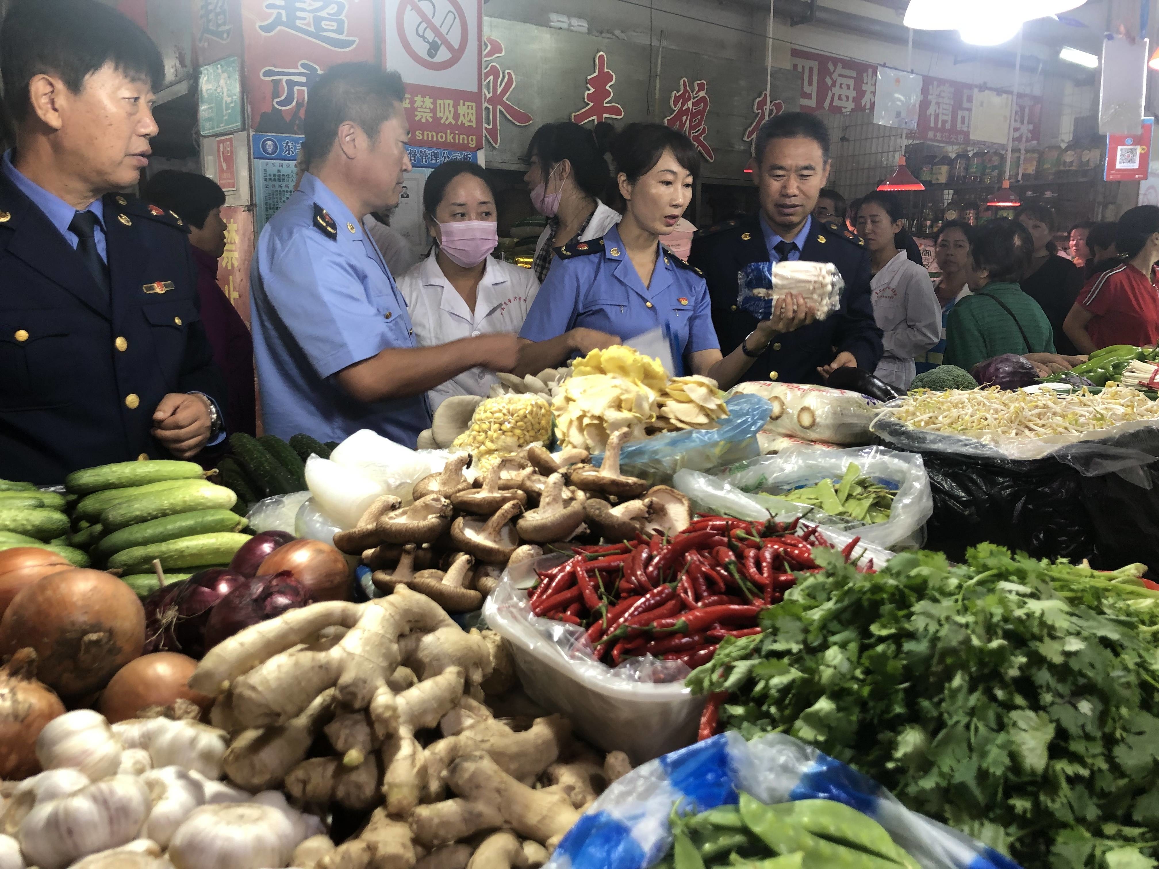 节前食品安全检查  保障舌尖上的安全