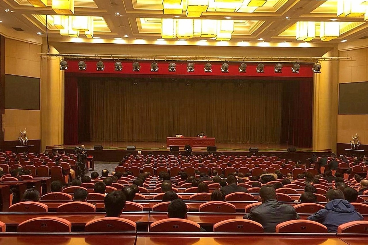 前郭县委理论学习中心组召开2019年第五次（扩大）学习会议