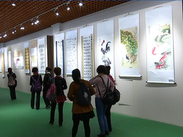 长春市第六届农民书画艺术作品大赛获奖作品在我区巡展