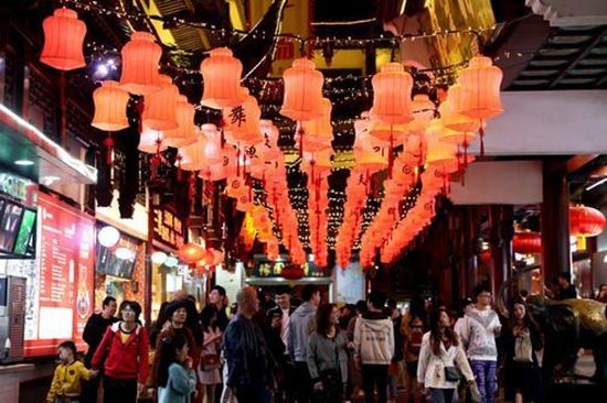 青年流行“夜”消费 点亮城市“夜”经济