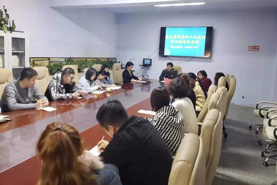 【学习贯彻四中全会精神】前郭县委常委深入基层宣讲十九届四中全会精神