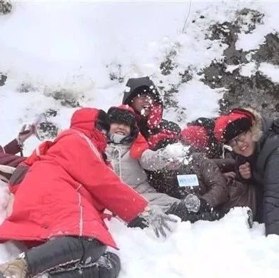 百名全球华媒代表为长白山冰雪风光点赞