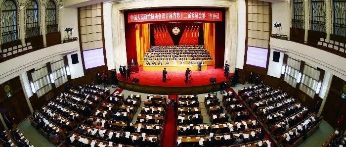 省政协十二届三次会议开幕 巴音朝鲁景俊海出席 江泽林作常委会工作报告