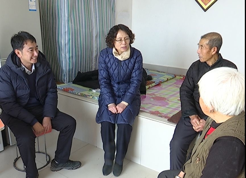 张东颖开展春节前走访慰问活动