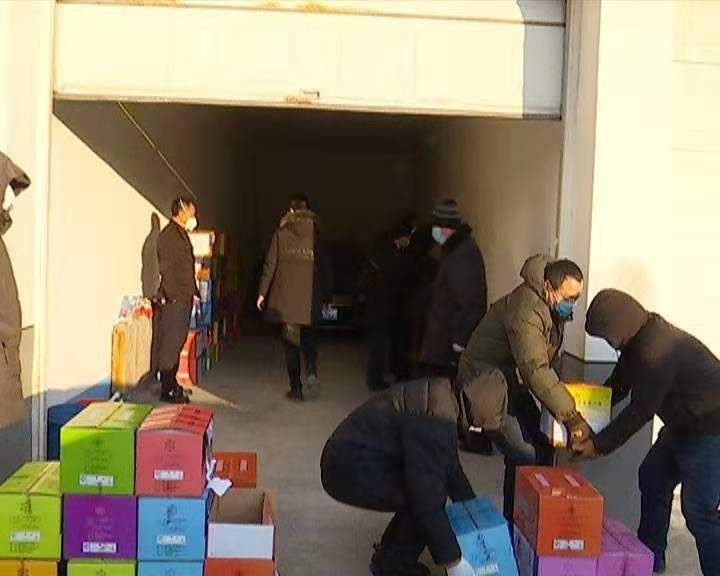 梅河口市为我县捐赠4400瓶医用酒精