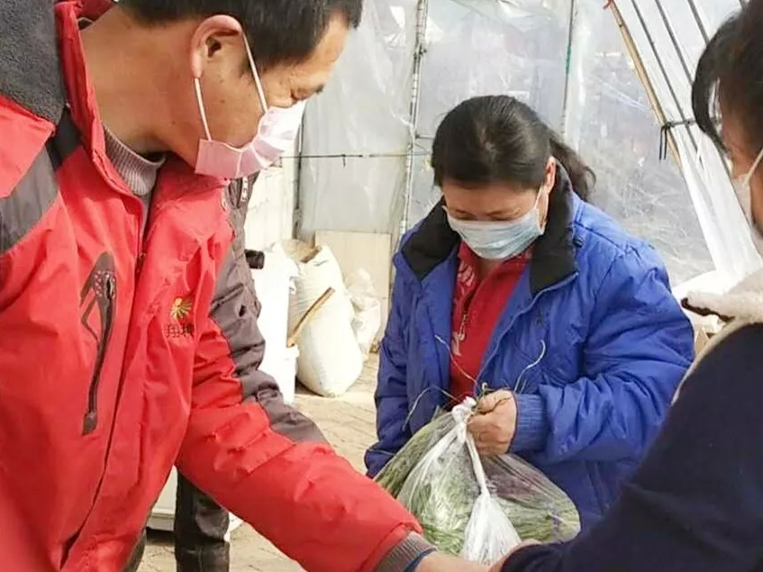 蛟河：“代办员”帮你办 蛟河村民购物“零出屯”