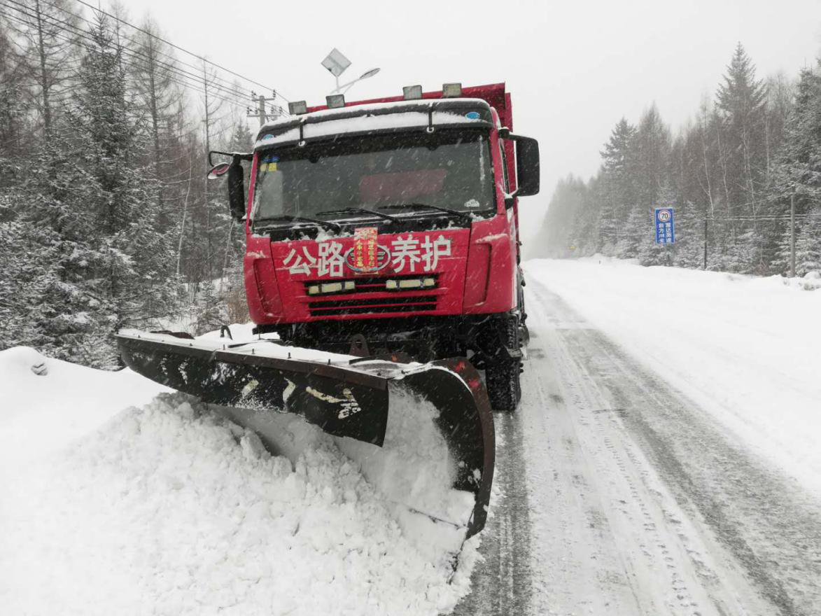长白山防疫在行动|长白山公路管理处：全力开展除雪防滑工作 确保疫情防控期间公路通畅