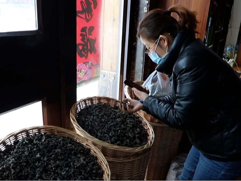 蛟河黄松甸：不见面零接触，特产销量不降反增