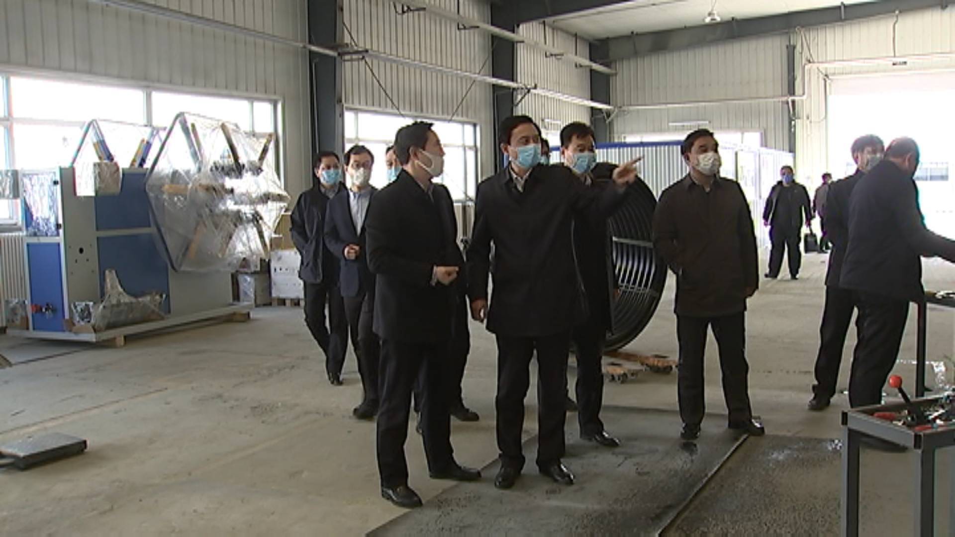 王忠源就重点项目建设进行现场办公并检查企业复工复产情况
