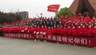 樱花烂漫时 英雄凯旋日！春山瑞雪中 待你平安归！