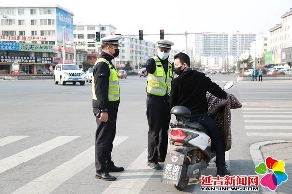 【创城进行时】延吉每日近300名交警全天候巡逻