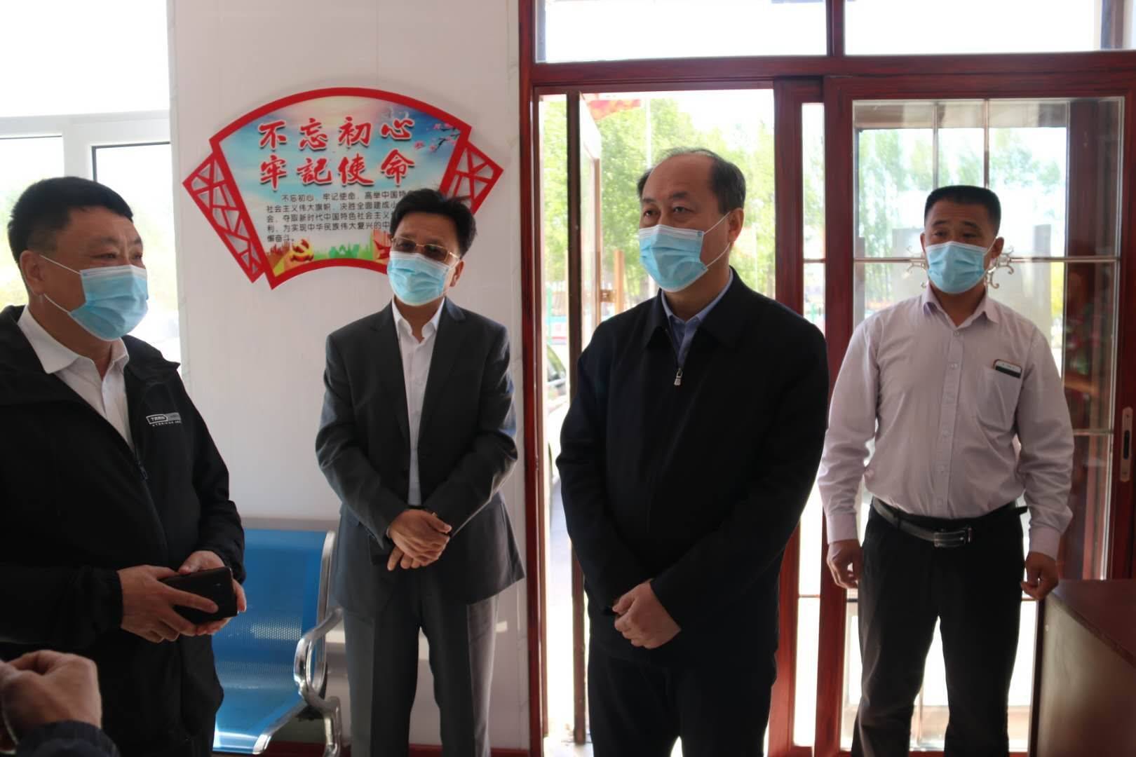 陈德明深入部分乡镇 小区检查指导疫情防控工作