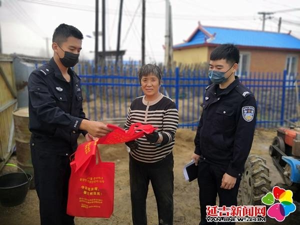 白金边境派出所开展“送法到家”法治宣传活