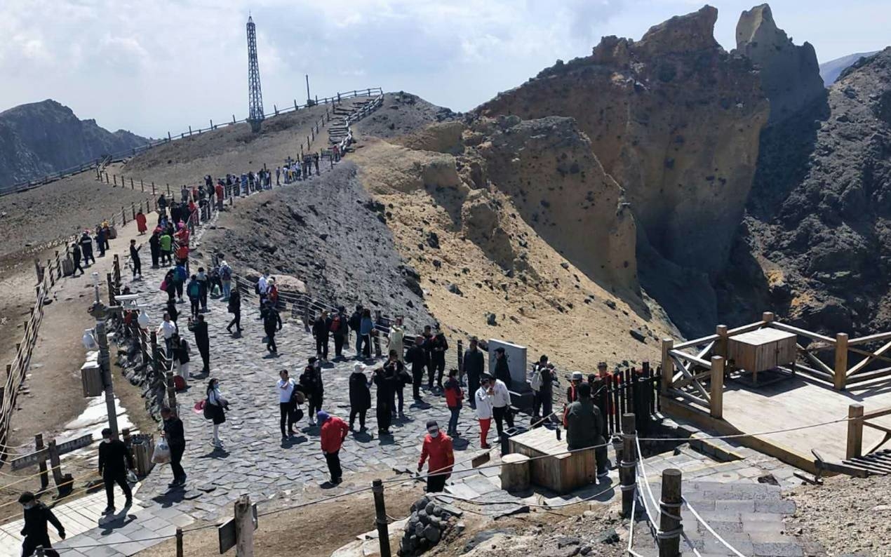 长白山旅游市场“开冰”：本周迎来今年第一个旅游小高峰