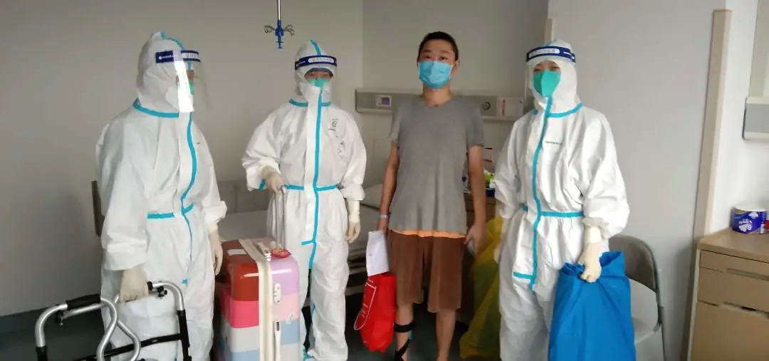 曾上ECMO25天，重获新生的他首次回忆生病过程：能活着回来真好！