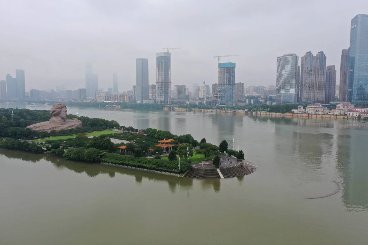 水位超警！19条河流水位破纪录！南方多地启动I级、II级应急响应
