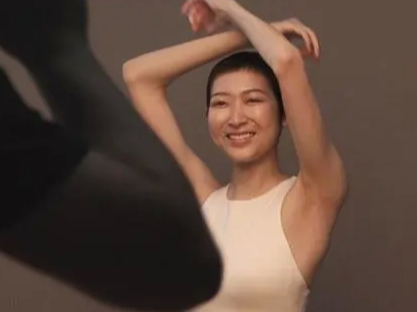 19个月后，曾被白血病击垮的泳坛天才少女回来了