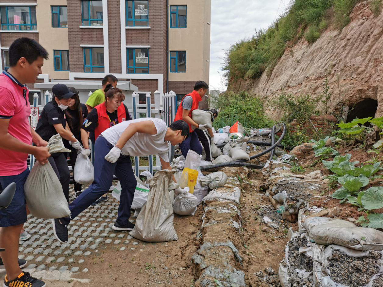 【部门动态】龙井市安民街道安民社区多措并举做好防汛防台风工作 筑牢防汛堡垒