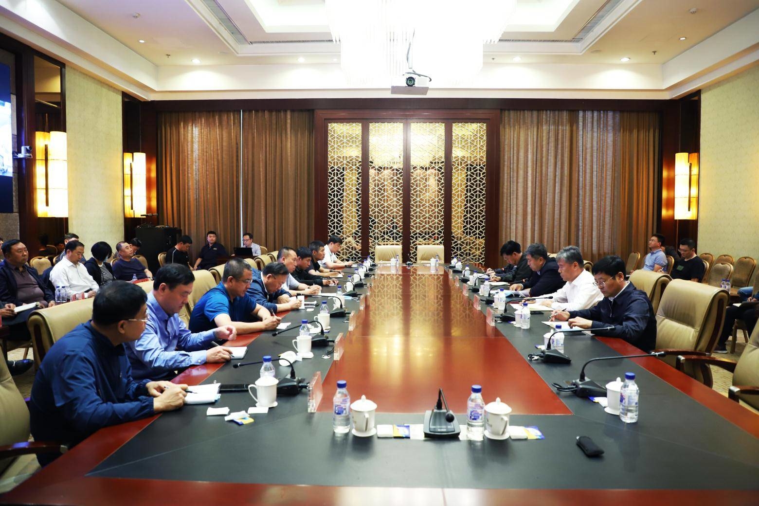 前郭县召开防汛防台风工作会议