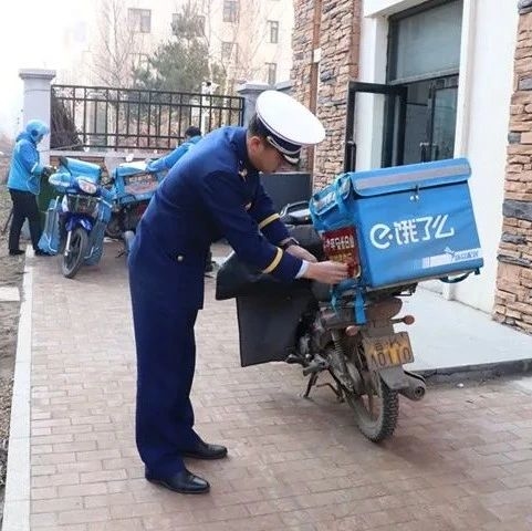 池北消防大队联合外卖行业开展“119”消防宣传月活动
