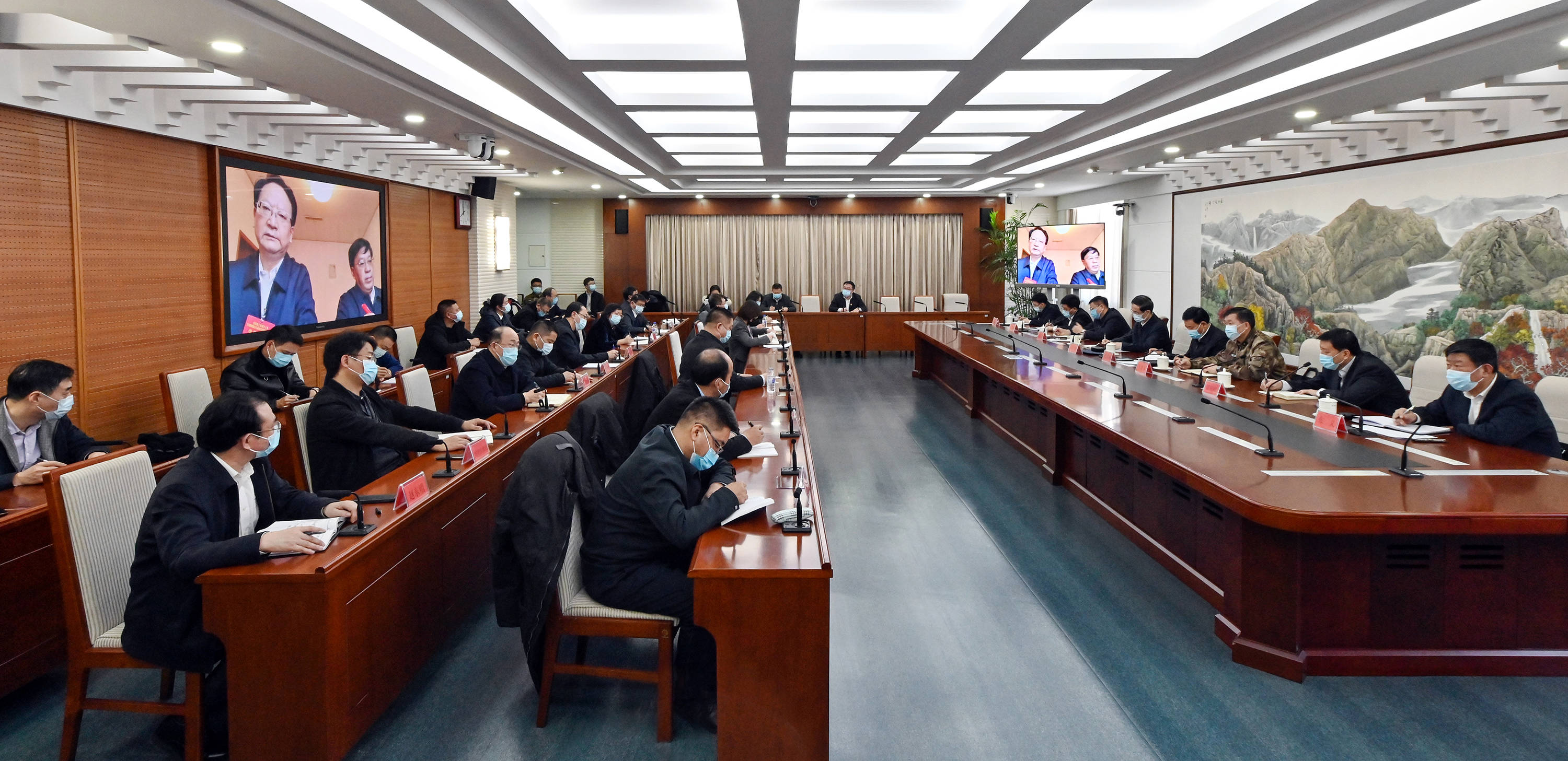 ​省疫情防控领导小组会议召开