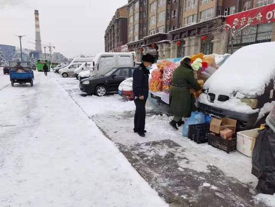 城管执法人员处理占道经营黄表纸投诉案件