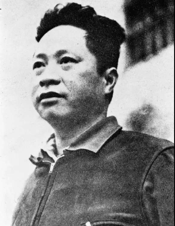 叶挺：在烈火和热血中永生