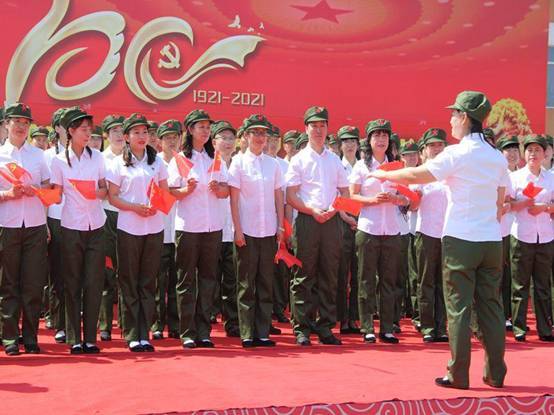 敦化市雷锋小学开展庆祝建党100周年艺术节