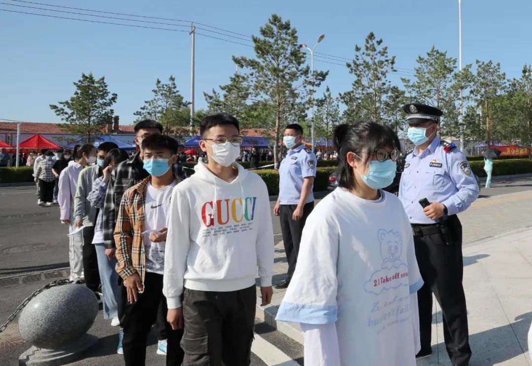 加油孩子们，镇赉公安助你圆梦高考！