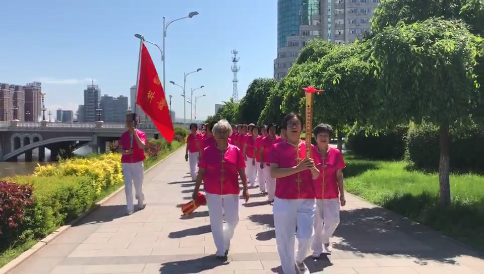 河南街道非公组织开展庆祝中国共产党成立100周年火炬传递活动