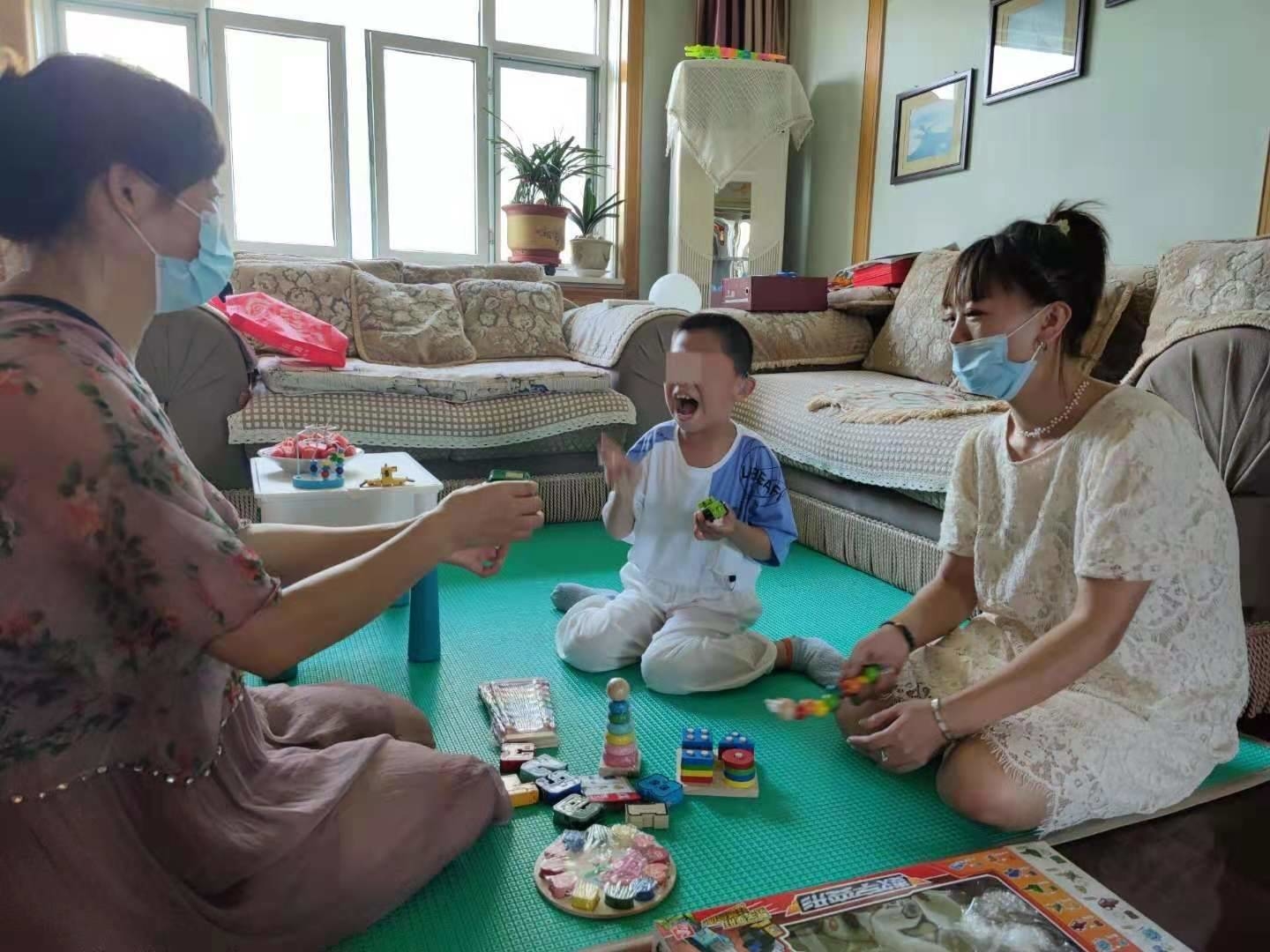 【我为群众办实事】集安市黎明街道锦江社区开展圆梦“微心愿”活动