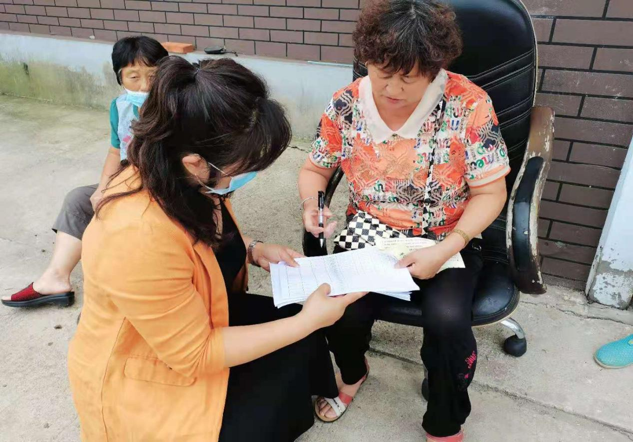 龙井市安民街道安民社区开展新冠疫苗接种宣传工作