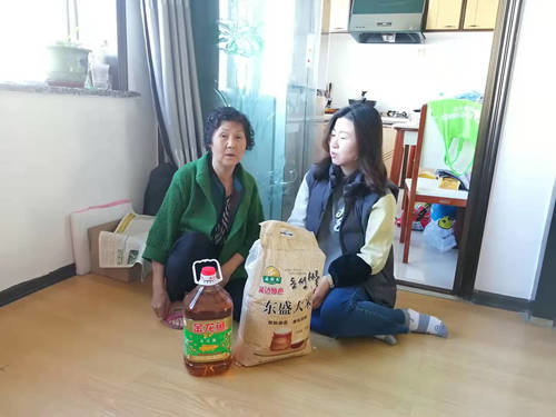 长海社区开展重阳节慰问活动