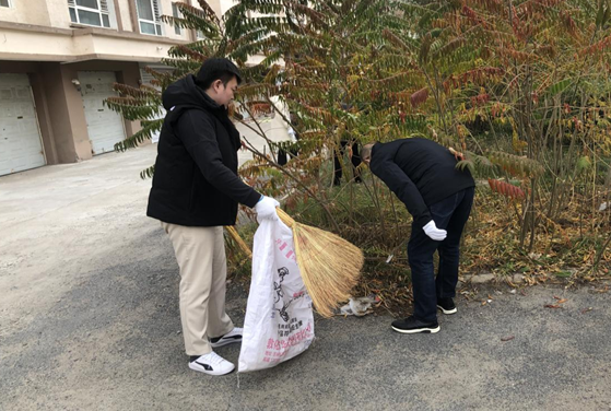 龙井市委编办开展城乡环境卫生整治志愿服务活动