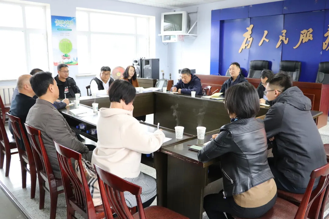 市委组织部组织三处处长苏钢到齐家镇调研抓党建促乡村振兴工作