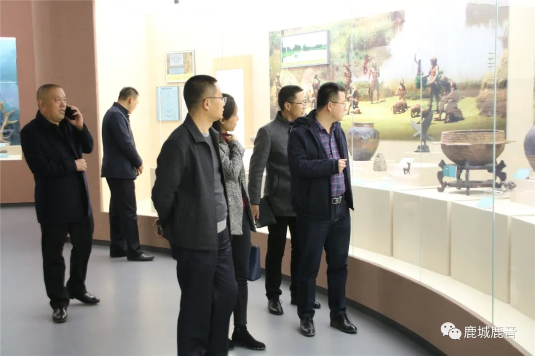 区政数局副局长张秋月来鹿乡镇调研鹿产业大数据中心建设情况