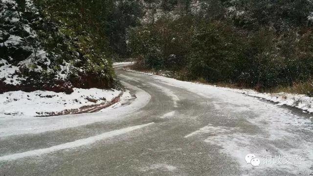 临江 | 雨雪即将来袭 临江交警大队发布交通安全提示