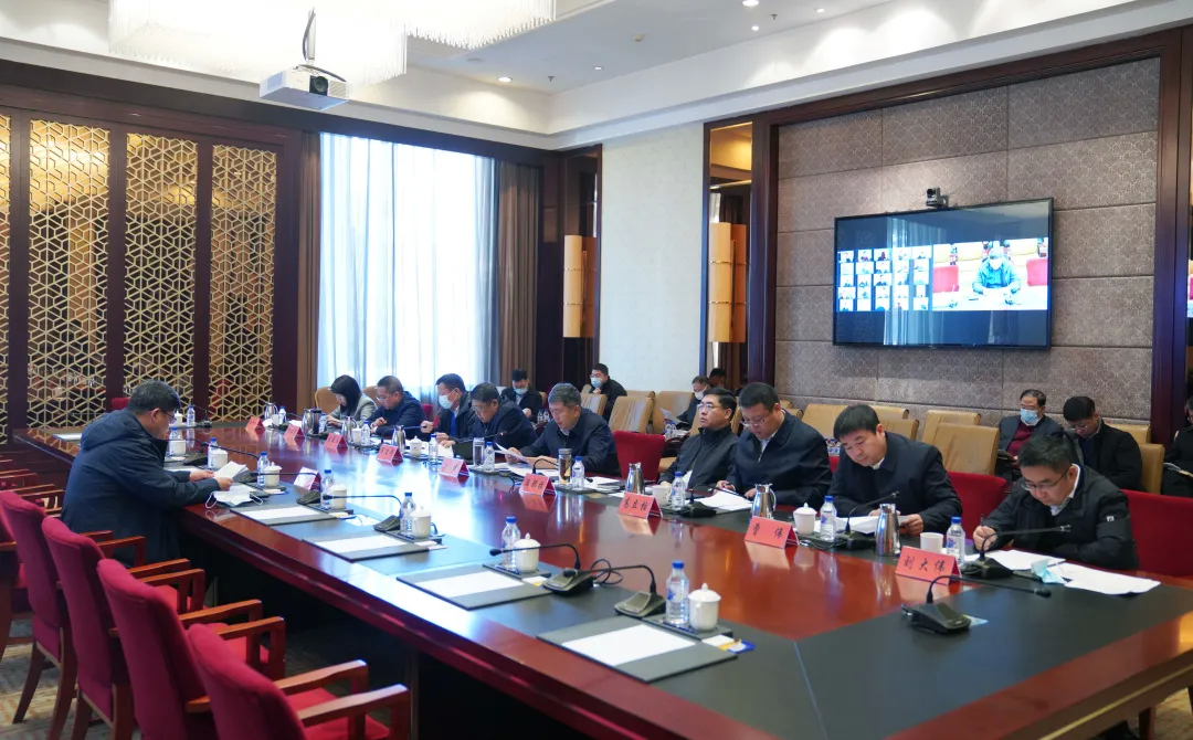 前郭县委召开2021年第25次常委会（扩大）会议