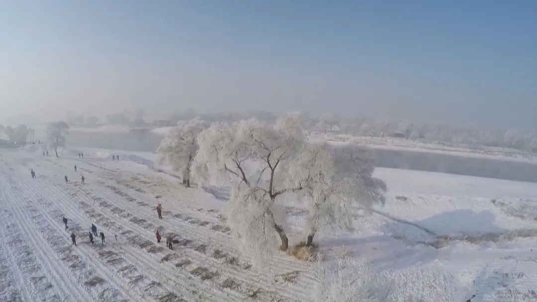 （冬奥在北京 体验在吉林））助力“冬奥” 吉林冰雪活动多姿多彩