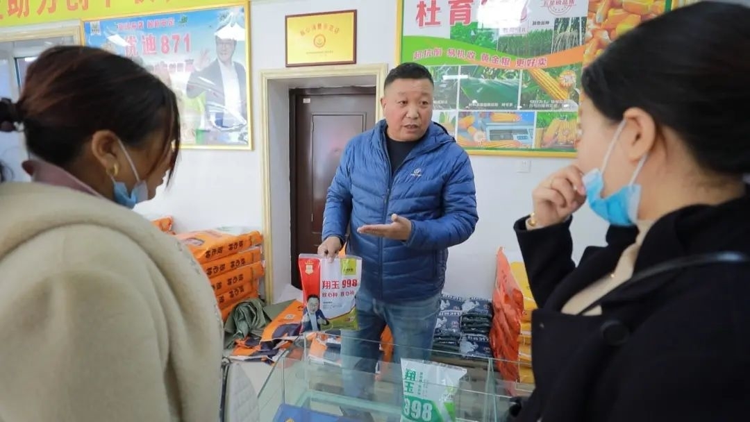 （为了大地丰收）吉林：综合执法护春耕 放心农资进乡村