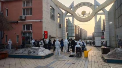 敦化市教育系统志愿者助力疫情防控