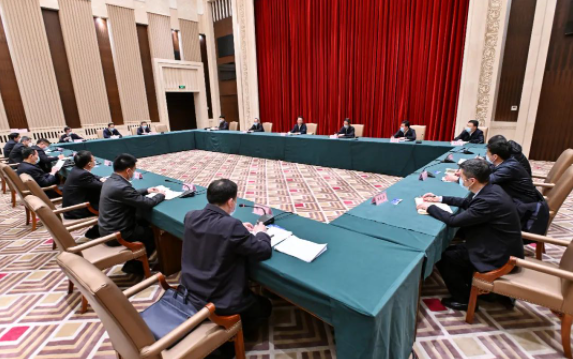 景俊海：坚定信心 迅速行动 集中攻坚 一盯到底 确保各项防控举措落细落实见到成效