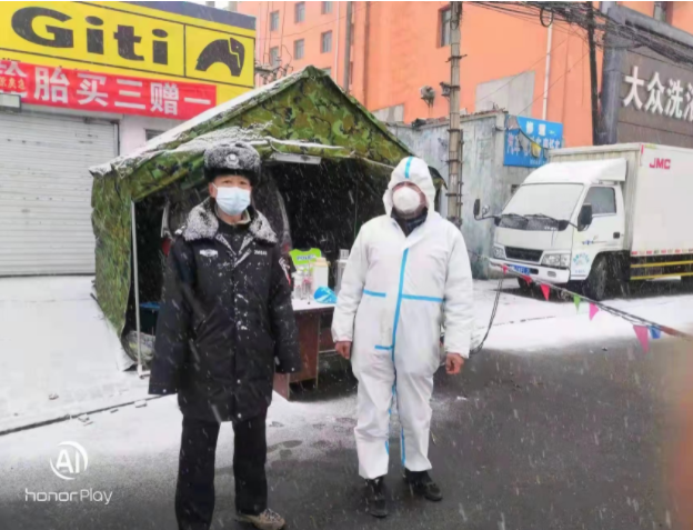 同心“战疫”第一线丨56岁江城老民警王玮波：“老黄牛”变“排头兵”